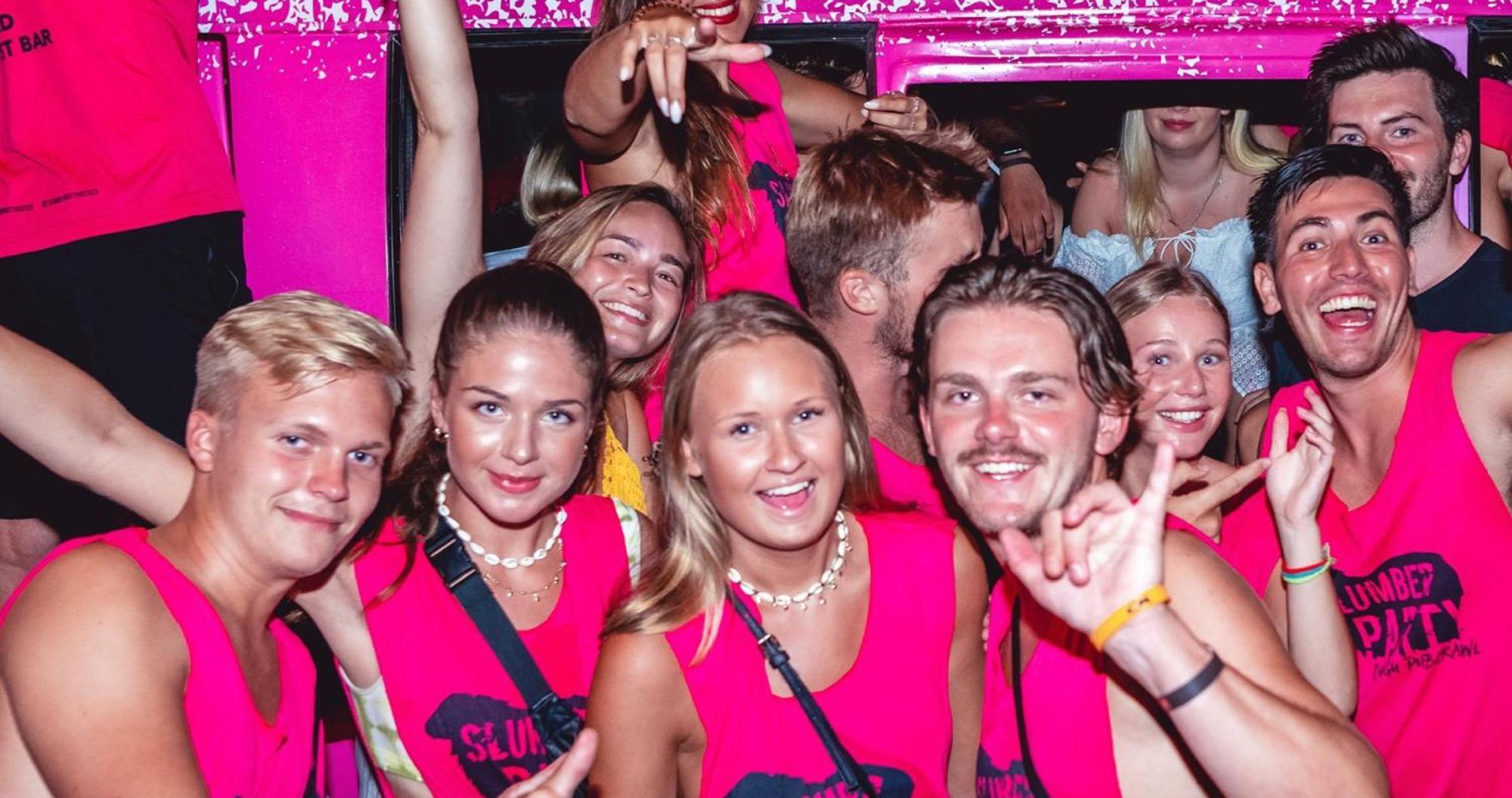 Slumber Surf Phuket Kataホステル エクステリア 写真